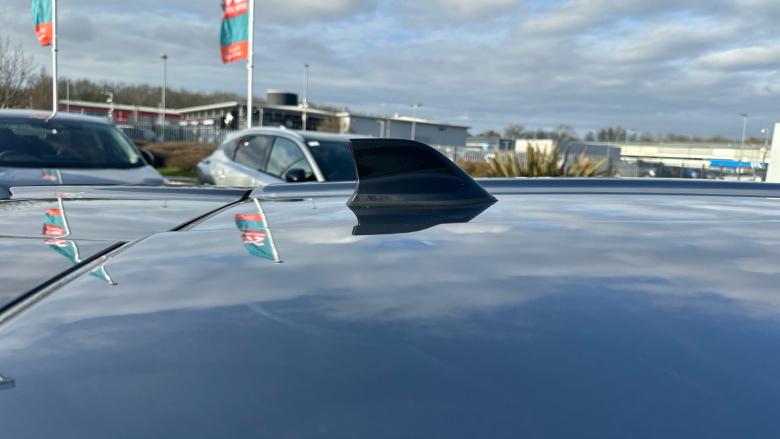 Nissan Juke 1.0 DiG-T 114 N-Connecta 5dr Petrol Hatchback